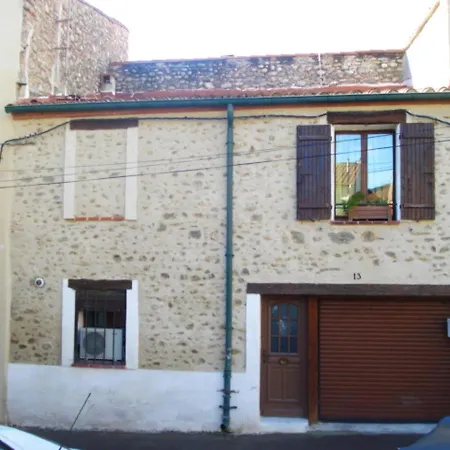 Maison Chaleureuse A Ille-sur-tet, Jardin Paisible, Clim & Cheminee *